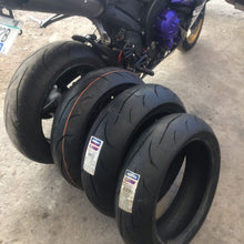 Cargar imagen en el visor de la galería, Set Llantas Mitas 190/50 120/70 Juego Sportforce Plus 600rr