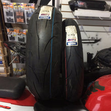 Cargar imagen en el visor de la galería, Llantas Mitas Set 180/55 120/70 Juego Sportforce Plus R6r