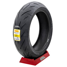 Cargar imagen en el visor de la galería, LLanta Pirelli Diablo Rosso IV 190/55 ZR 17 75W R1 GSXR ZX10