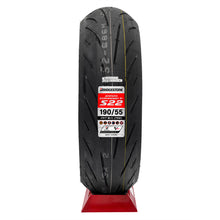 Cargar imagen en el visor de la galería, Llanta Bridgestone Battlax S22 190/55 17 S1000RR R1 V4 ZX10