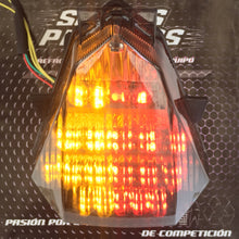 Cargar imagen en el visor de la galería, Stop con Direccionales Humo Yamaha R6R 2008 2016