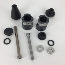 Cargar imagen en el visor de la galería, Sliders de Carenado Tipo Carbono BMW S1000RR 2010 2019