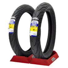 Cargar imagen en el visor de la galería, Kit de Llantas Michelin 110/80-17 Y 90/90-17 F Pilot Street Tubeless