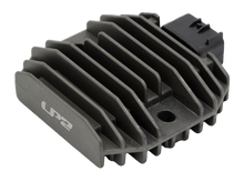 Cargar imagen en el visor de la galería, Reguladores de Voltaje Yamaha R6 2006 2016