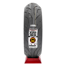 Cargar imagen en el visor de la galería, Llanta Bridgestone 190/55 S20 EVO 3 Capas S1000RR R1 PANIGAL