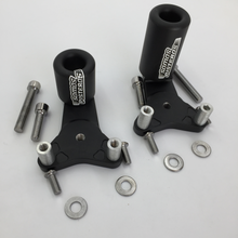 Cargar imagen en el visor de la galería, Sliders de Carenado Negros Suzuki GSXR 600 750 2011 2020