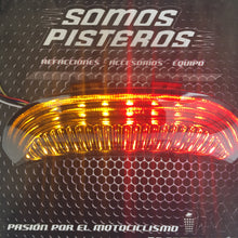 Cargar imagen en el visor de la galería, Stop con Direccionales Humo Honda 600rr 2003 2006 1000rr 2004 2007